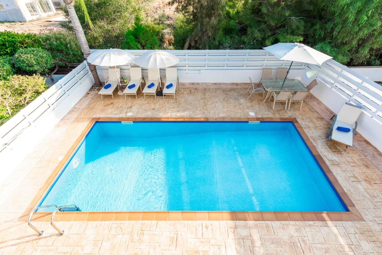 Villa Palm Breeze By Ezoria Villas Протарас Екстериор снимка